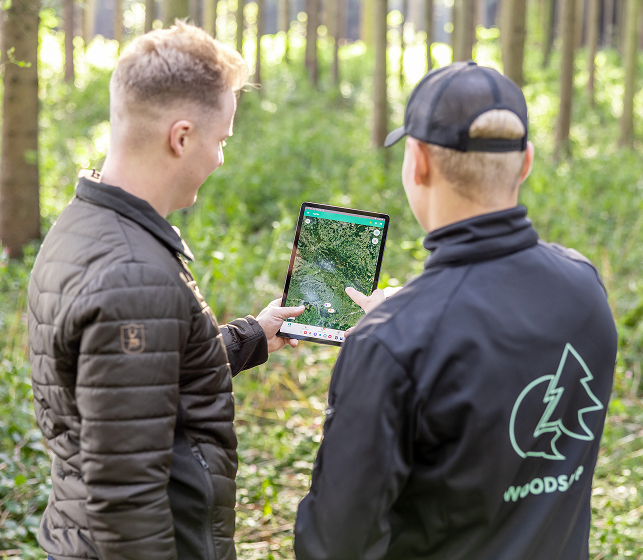 Forest workers using WoodsApp